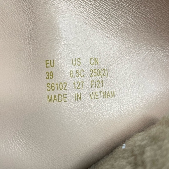 Stuart Weitzman Nib Nisha Chill Shearling Booties Shearling Size EU 39 / US 8.5 - Picture 8 of 10